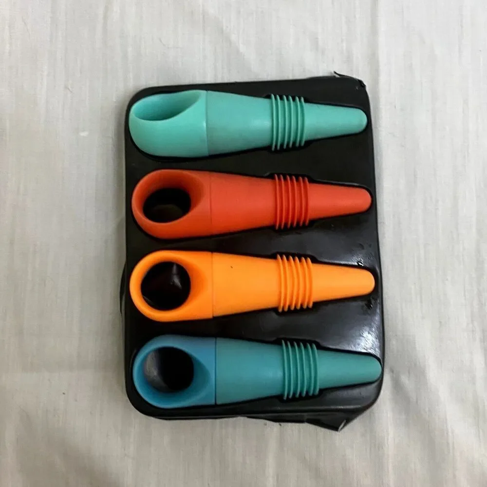 The Unbranded Brand #7101 plastic